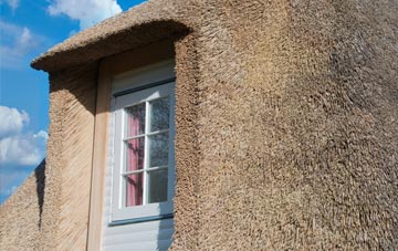 Slawston thatch roof disadvantages